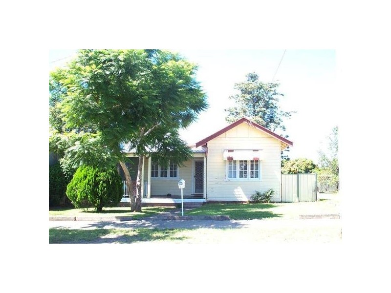 5 Marsh st (r), Kempsey NSW 2440