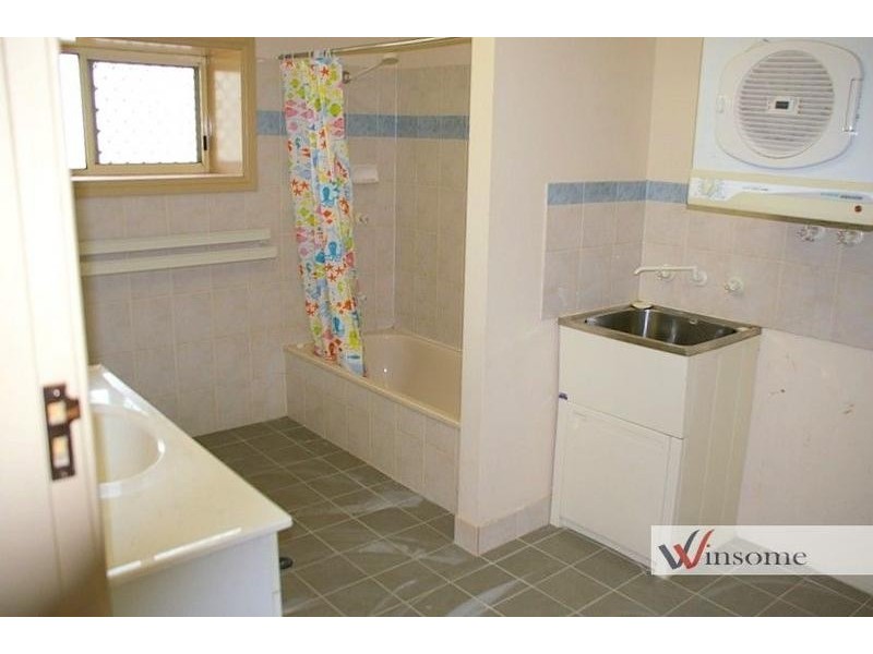 13 Cochrane Street, West Kempsey NSW 2440