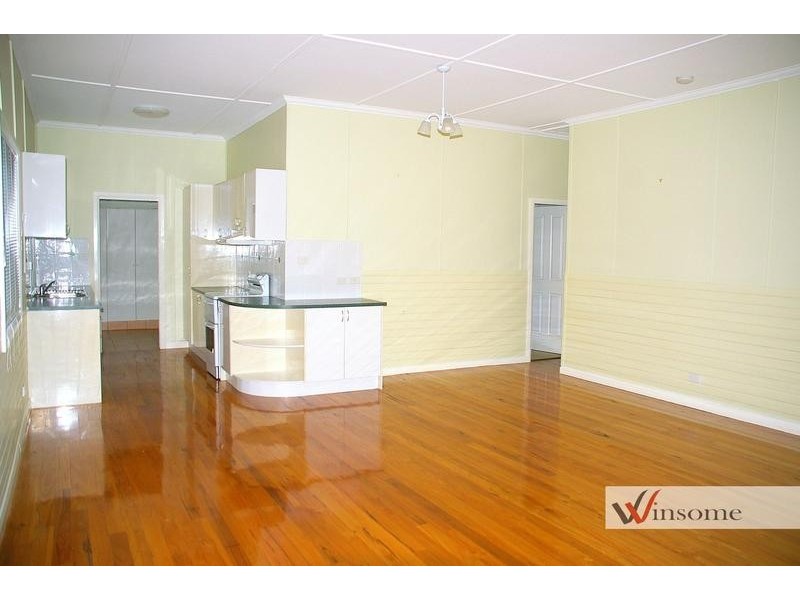 52 Queen Street, Greenhill NSW 2440