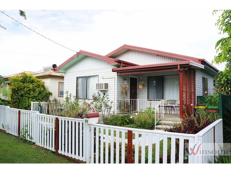 29 Tabrett Street, West Kempsey NSW 2440