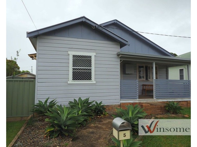 5 John Street, Smithtown NSW 2440