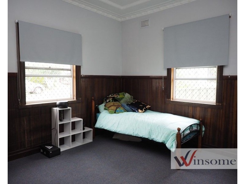 5 John Street, Smithtown NSW 2440