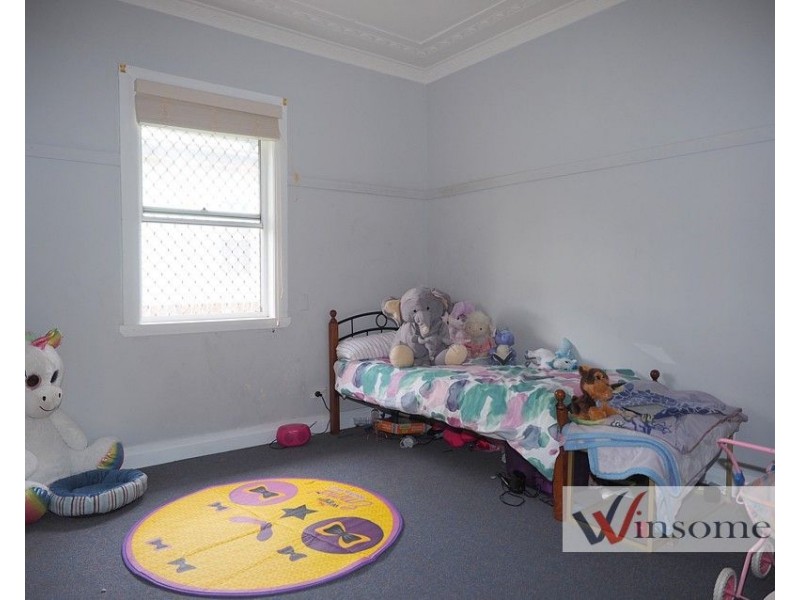 5 John Street, Smithtown NSW 2440