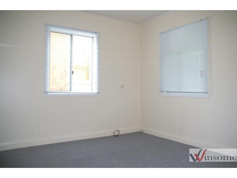 17 Sullivan Street, East Kempsey NSW 2440