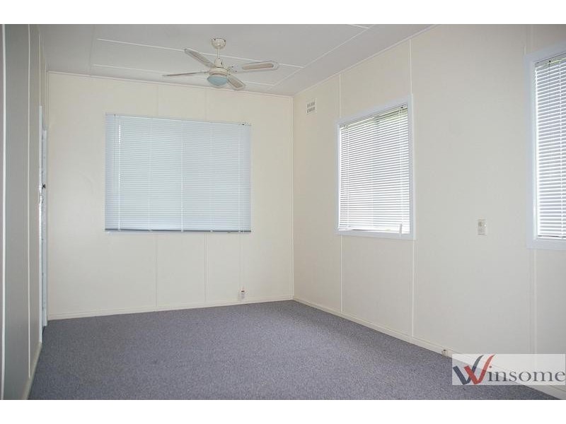 17 Sullivan Street, East Kempsey NSW 2440