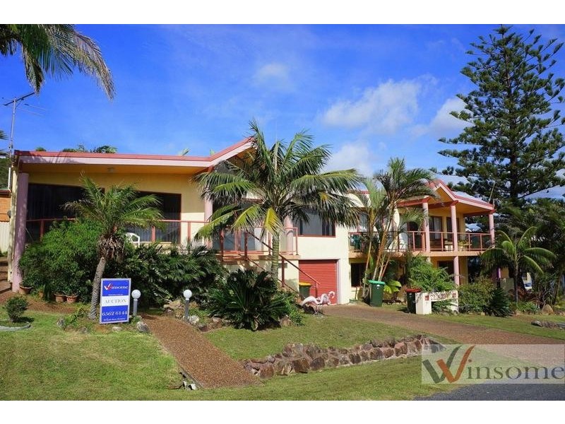 10 Rankine Street, Crescent Head NSW 2440