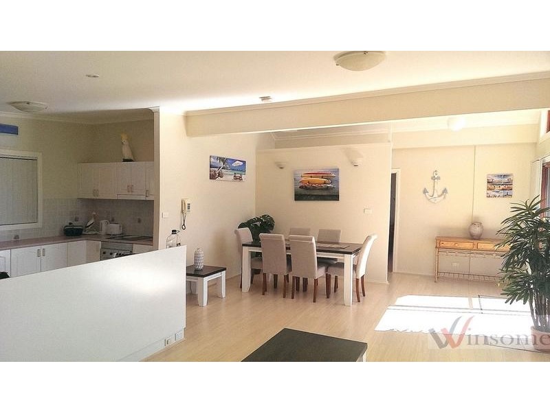 10 Rankine Street, Crescent Head NSW 2440