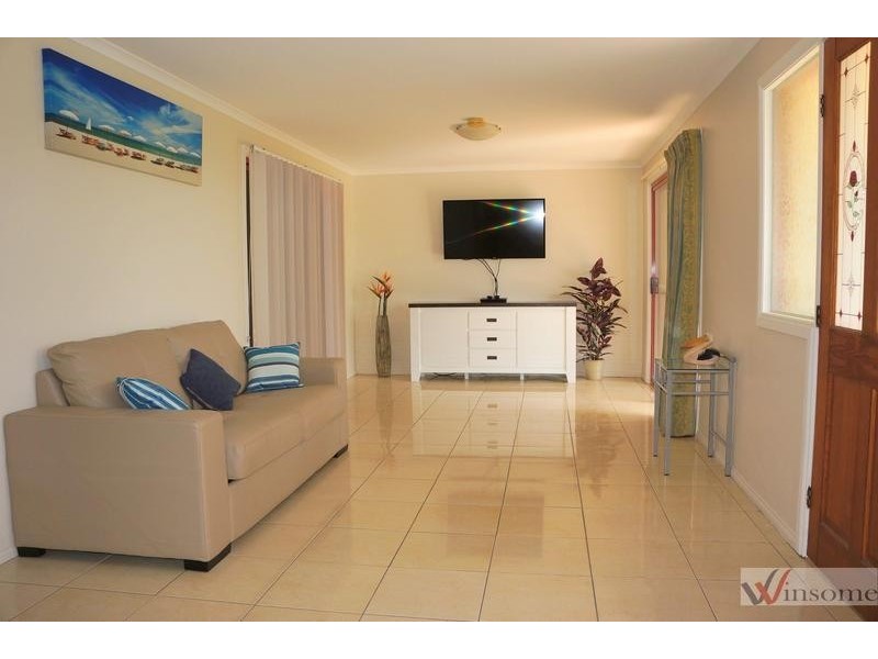 10 Rankine Street, Crescent Head NSW 2440