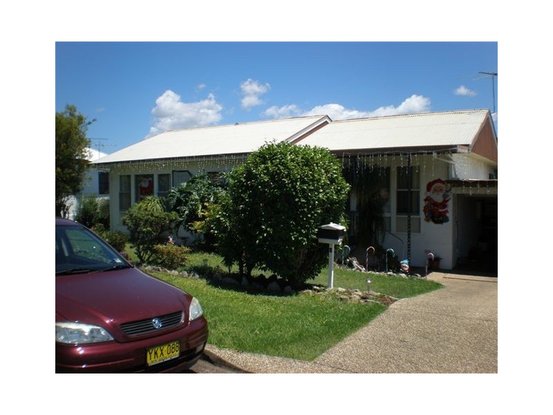 4 Thomas Hennessey Cr(r), Kempsey NSW 2440