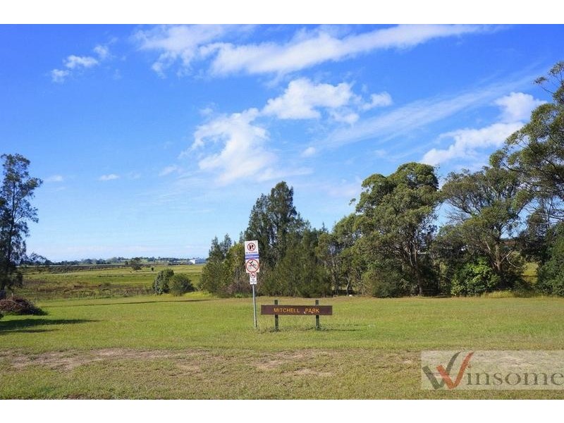 19 Mitchell Avenue, West Kempsey NSW 2440