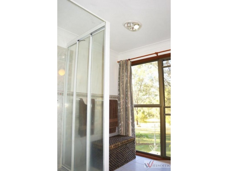 128 Hillview Drive West End, Yarravel NSW 2440