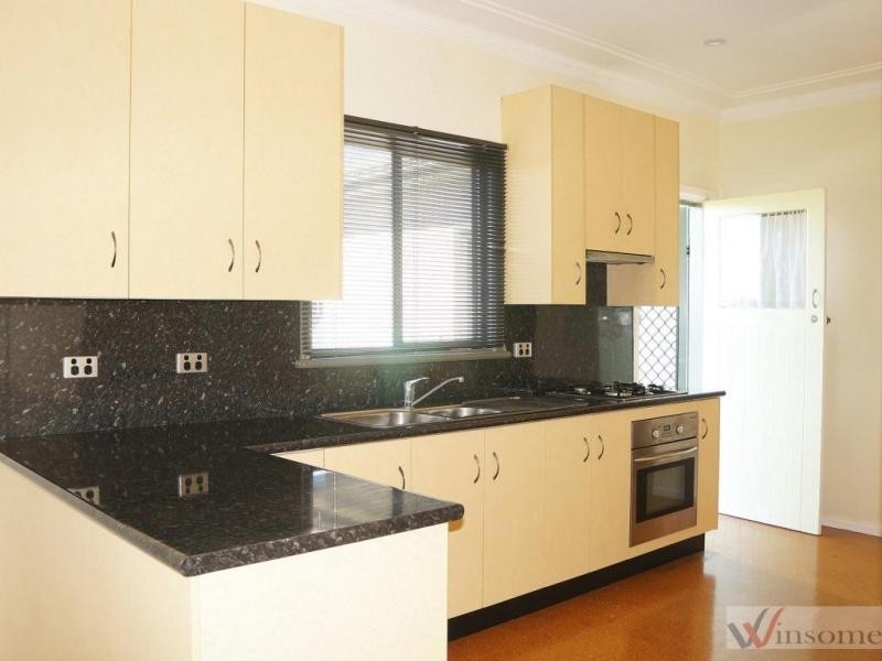 4 George Gilfillan Avenue, East Kempsey NSW 2440