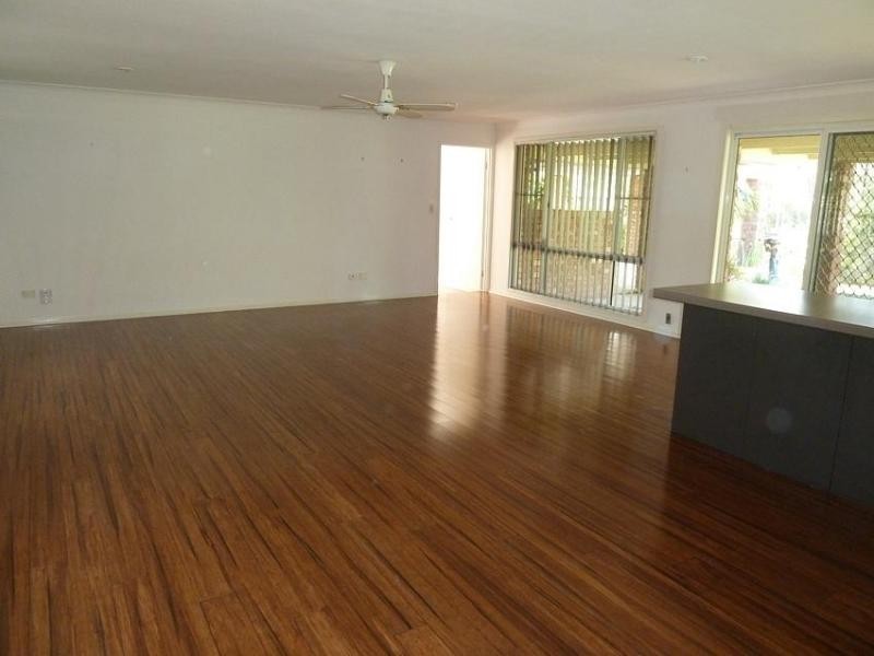 26 Hillview Drive, Aldavilla NSW 2440