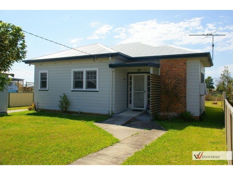 17 Russell Avenue, Smithtown NSW 2440