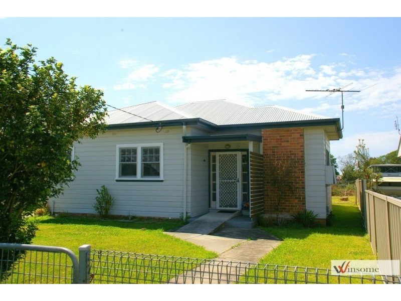 17 Russell Avenue, Smithtown NSW 2440