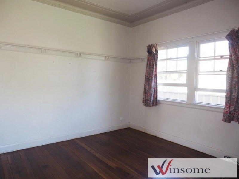 17 Russell Avenue, Smithtown NSW 2440