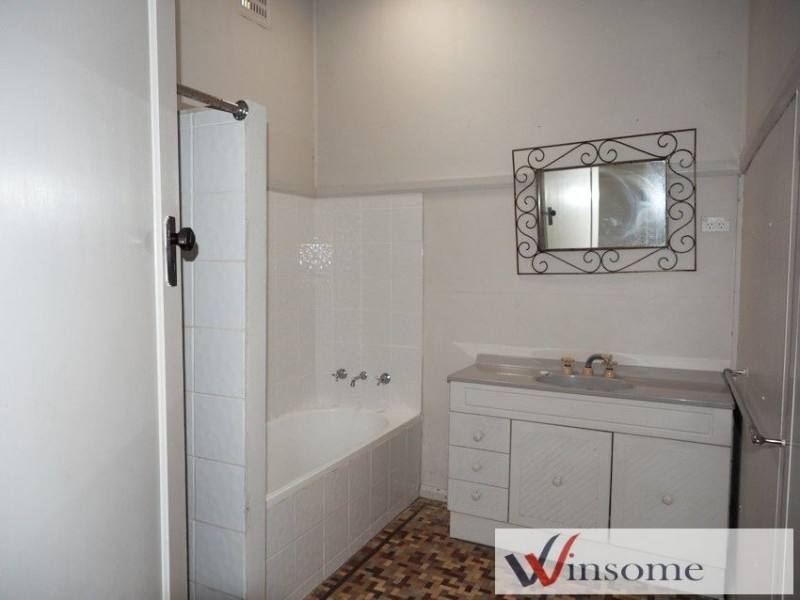 17 Russell Avenue, Smithtown NSW 2440