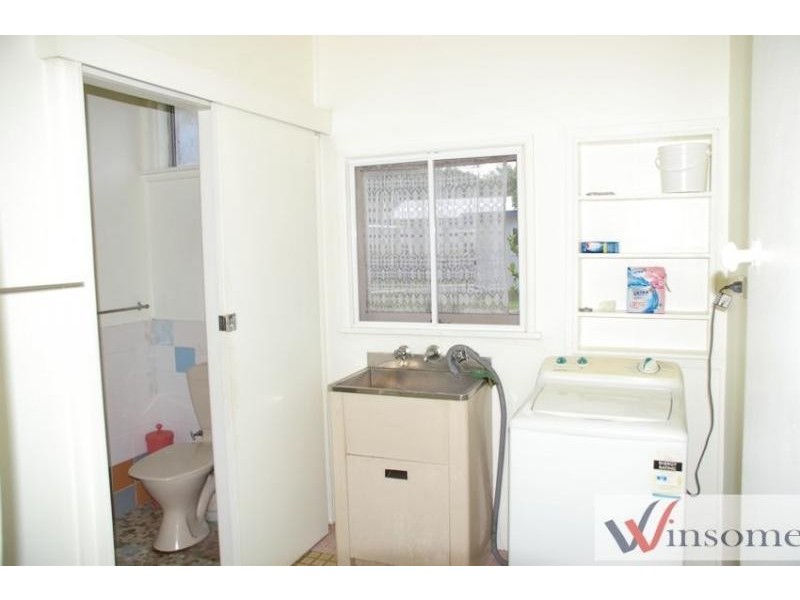 33 Creek Street, Hat Head NSW 2440