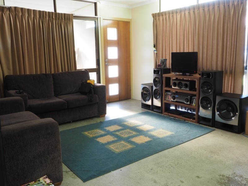 19 Hodgson Street, Crescent Head NSW 2440