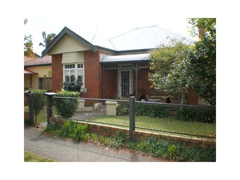 25 River St (r), Kempsey NSW 2440