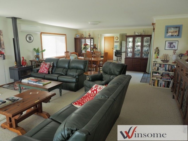54 Main Street, Crescent Head NSW 2440