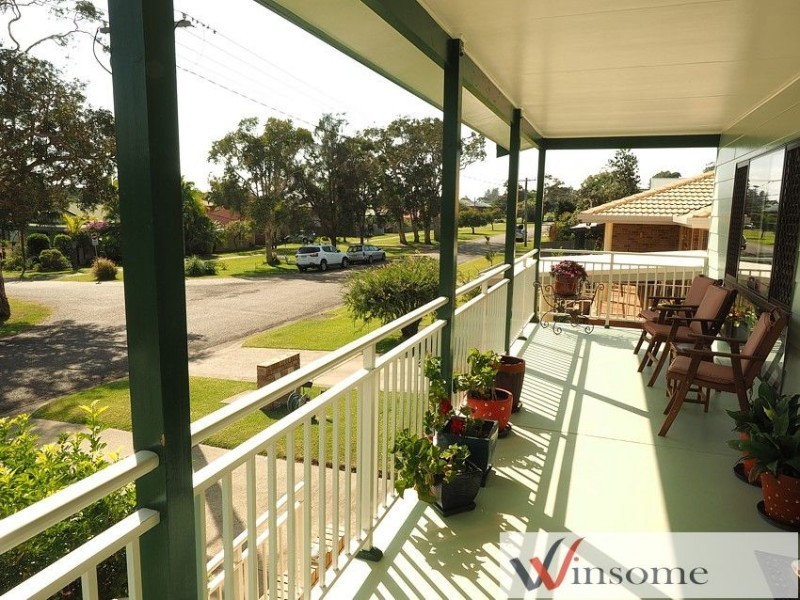 54 Main Street, Crescent Head NSW 2440