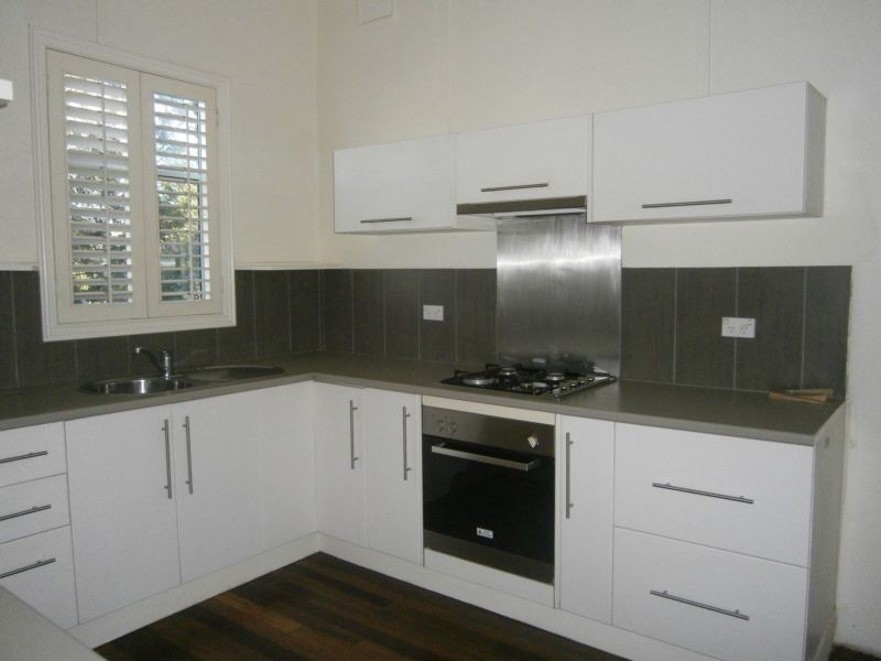 24 Sea Street, West Kempsey NSW 2440