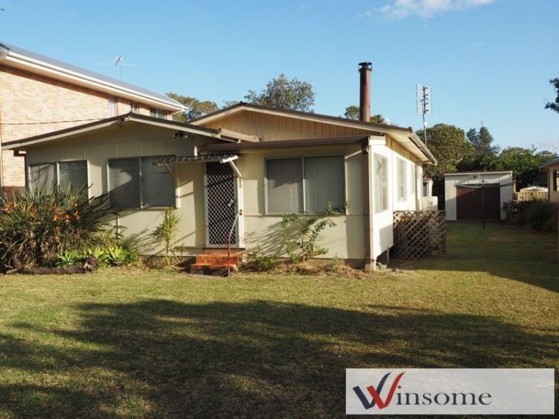 80 Straight Street, Hat Head NSW 2440