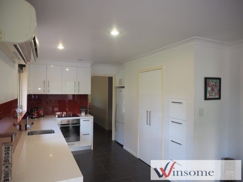 24 Hillview Drive, Aldavilla NSW 2440