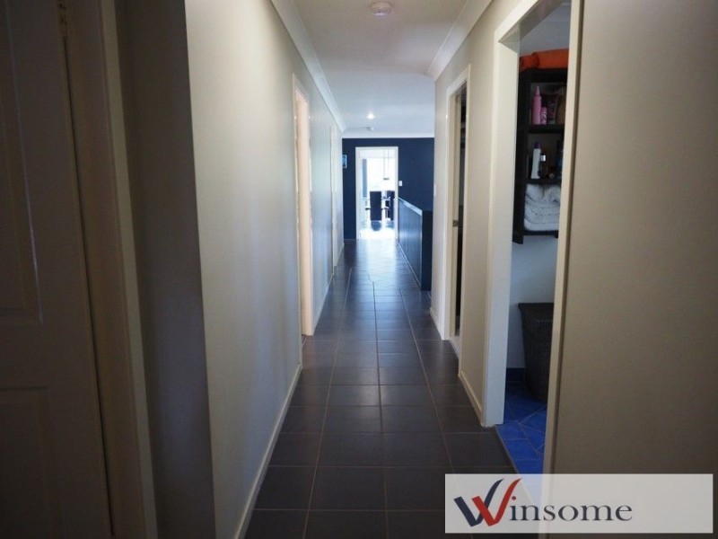 24 Hillview Drive, Aldavilla NSW 2440