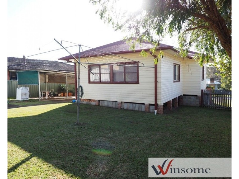 19 Neville Everson Street, West Kempsey NSW 2440