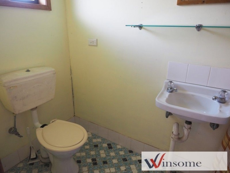 6 Marsh St, West Kempsey NSW 2440