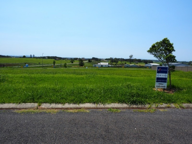 13 Prior Circuit, West Kempsey NSW 2440