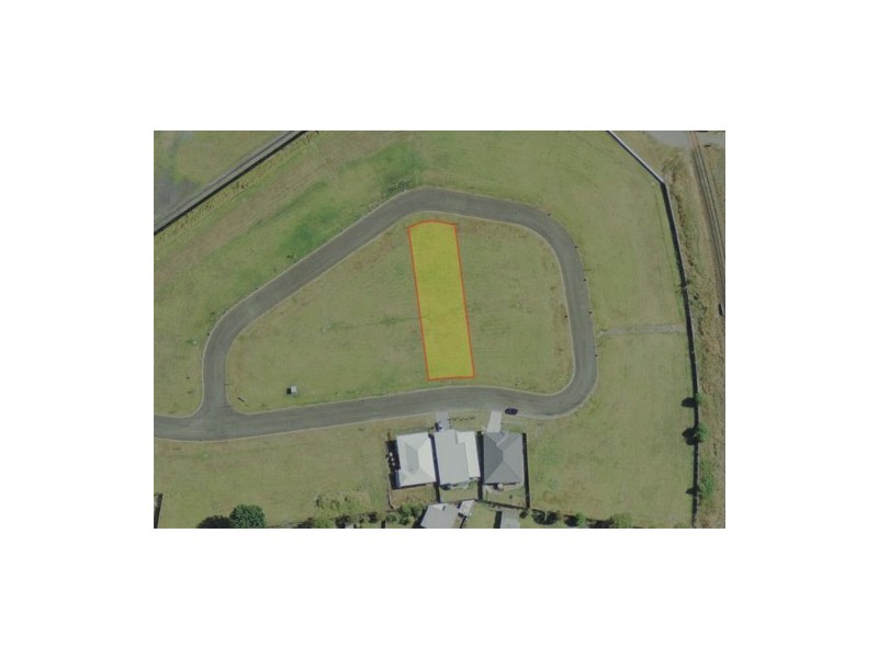13 Prior Circuit, West Kempsey NSW 2440
