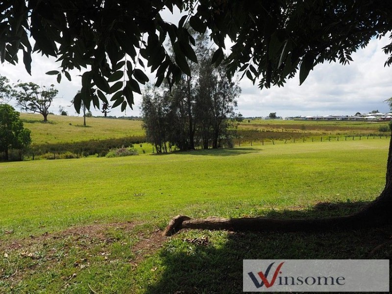 16 Mitchell Avenue, West Kempsey NSW 2440