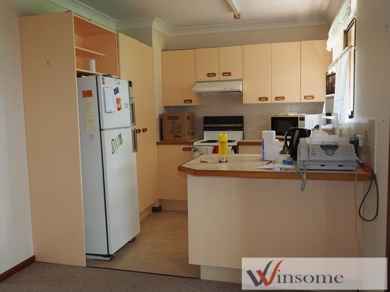 16 Mitchell Avenue, West Kempsey NSW 2440