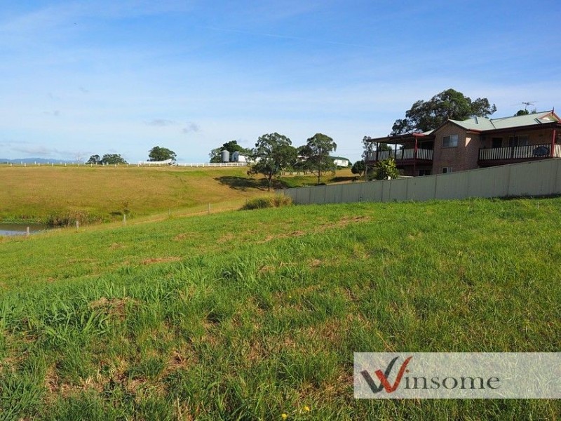 5 Springfields Drive, Greenhill NSW 2440