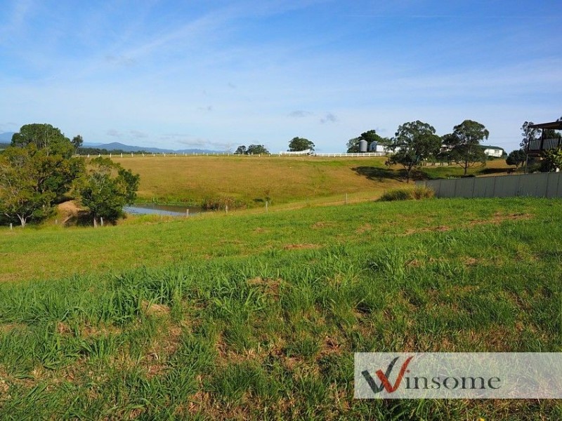 5 Springfields Drive, Greenhill NSW 2440