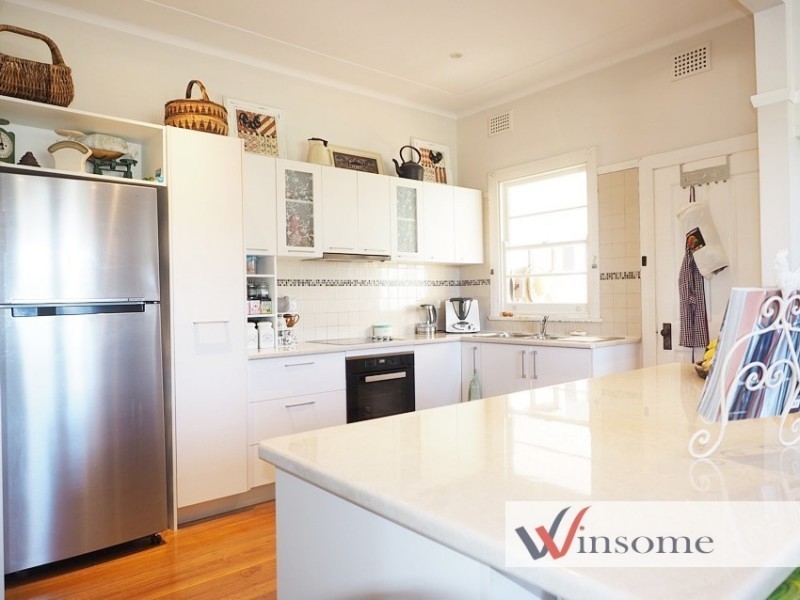 4 Victoria Street, East Kempsey NSW 2440
