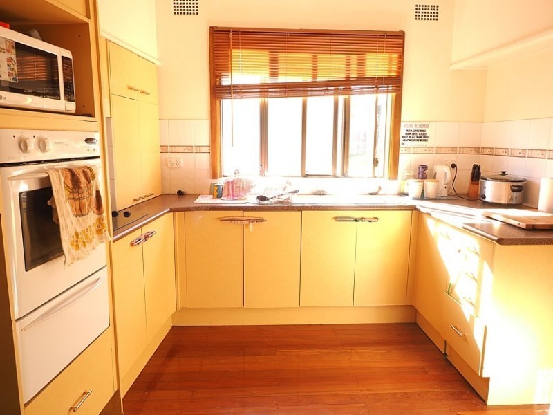 17 Tabrett Street, West Kempsey NSW 2440