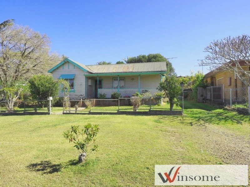 10 Albert Street, South Kempsey NSW 2440