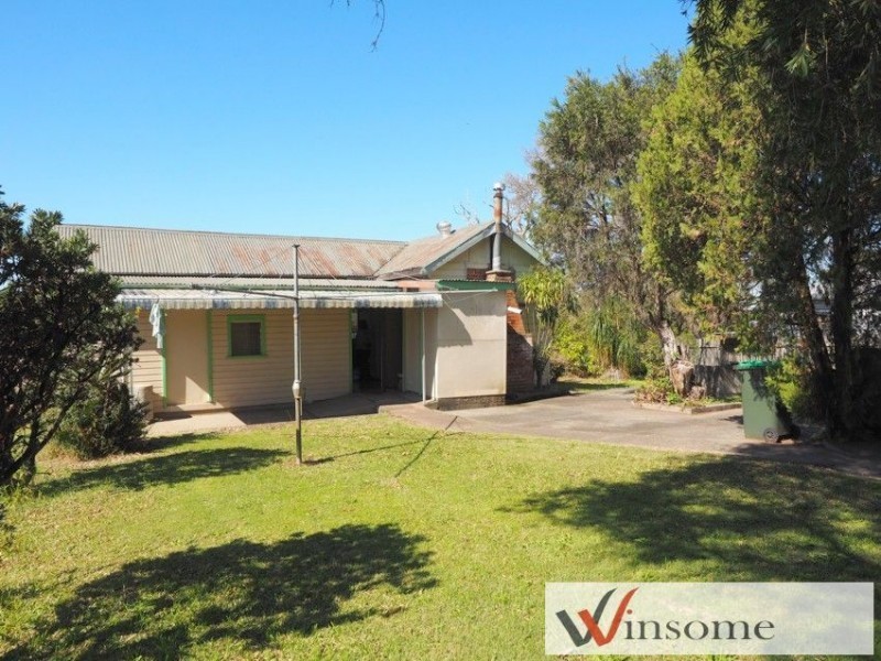 10 Albert Street, South Kempsey NSW 2440