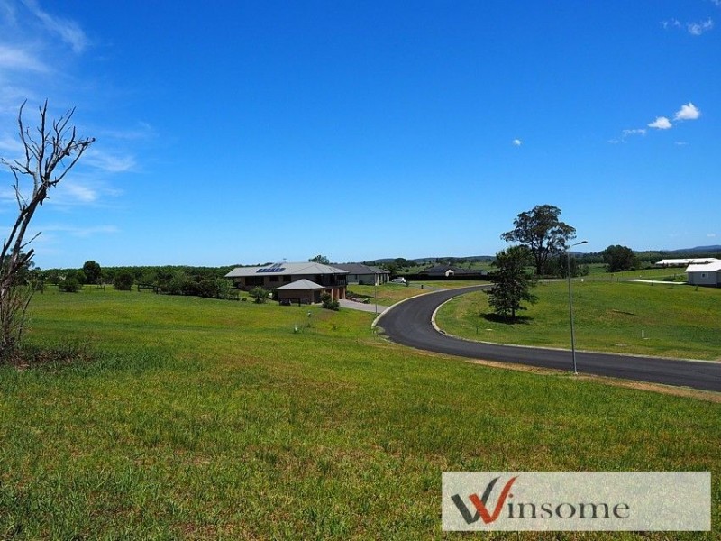 12 Springfields Drive, Greenhill NSW 2440