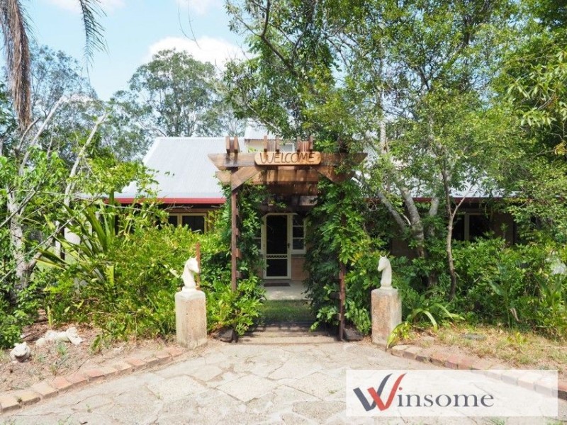 1527 Armidale Road, Temagog NSW 2440