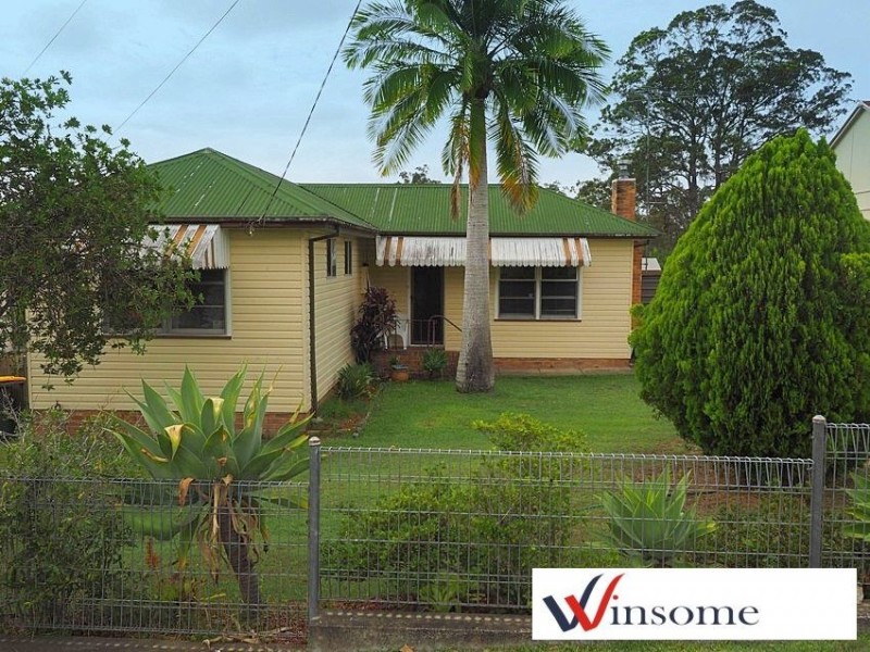 27 Elrington Avenue, West Kempsey NSW 2440