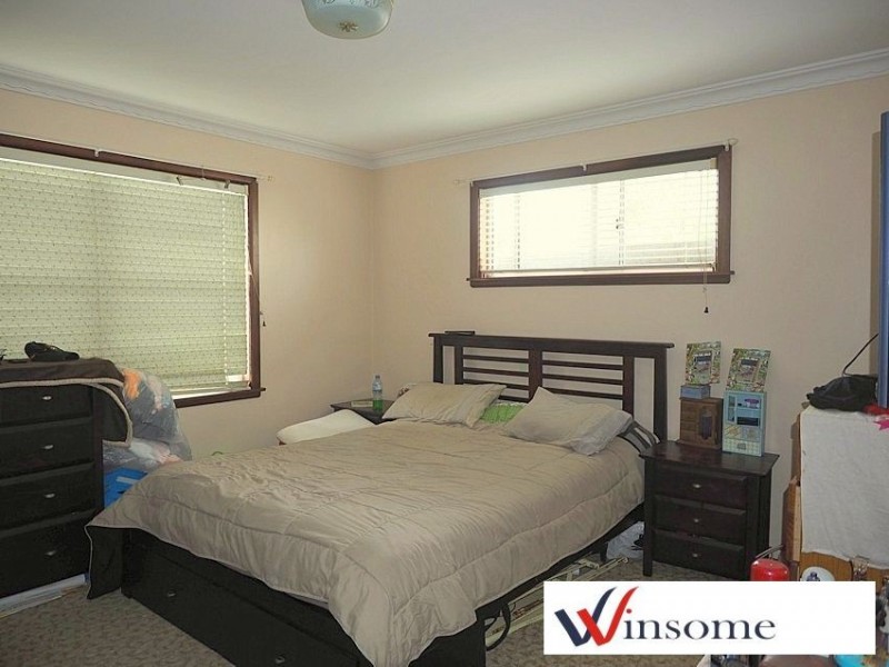 27 Elrington Avenue, West Kempsey NSW 2440