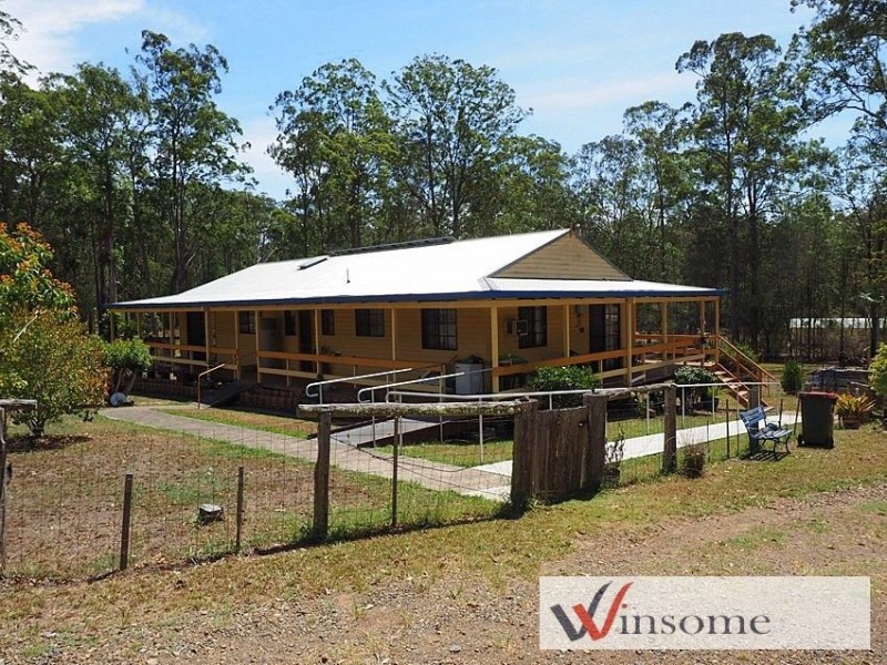 27 Bushbox Crescent, Yarravel NSW 2440