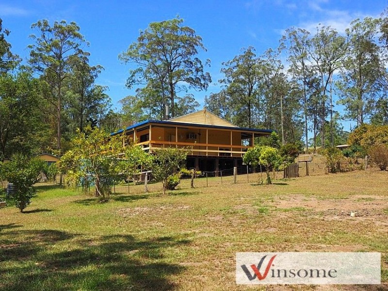 27 Bushbox Crescent, Yarravel NSW 2440