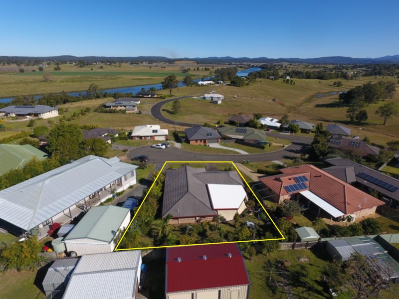 4 Harold Hughes, Greenhill NSW 2440