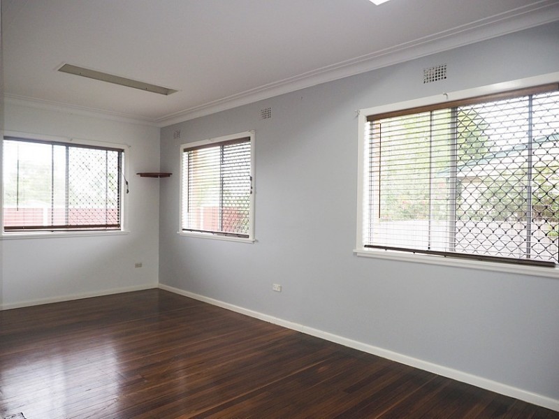 18 Lachlan Street, South Kempsey NSW 2440